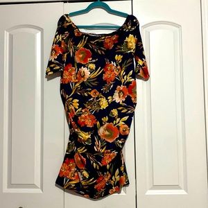 Floral maternity fitted dress
